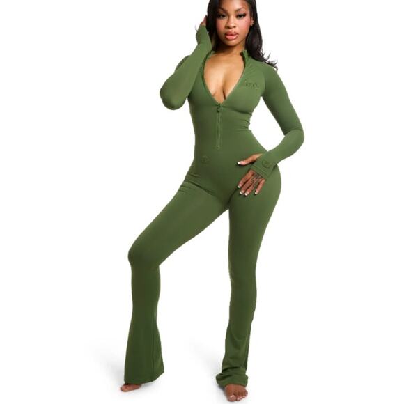 Body by Raven Tracy 4XL Basic Jumpsuit Flare Leg Stretch Bodycon Light Olive - Picture 1 of 13